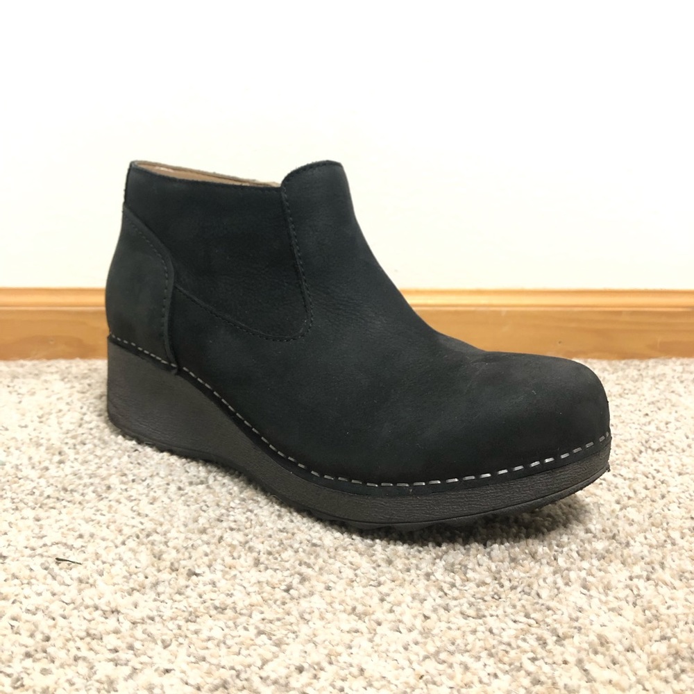 Dansko Charlene Black Milled Nubuck Booties